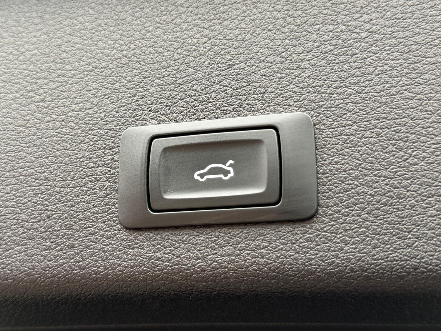 Used Audi Q8 e-tron for sale - 77279724: Photo 36