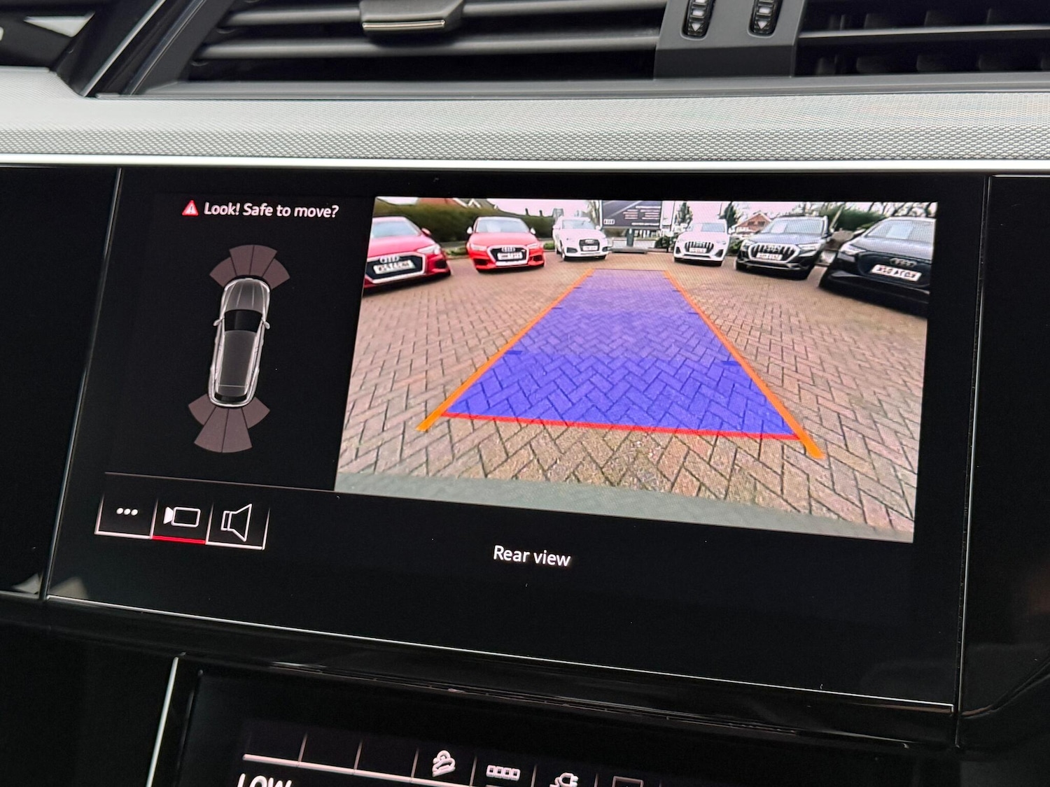 Used Audi Q8 e-tron for sale - 77279724: Photo 4