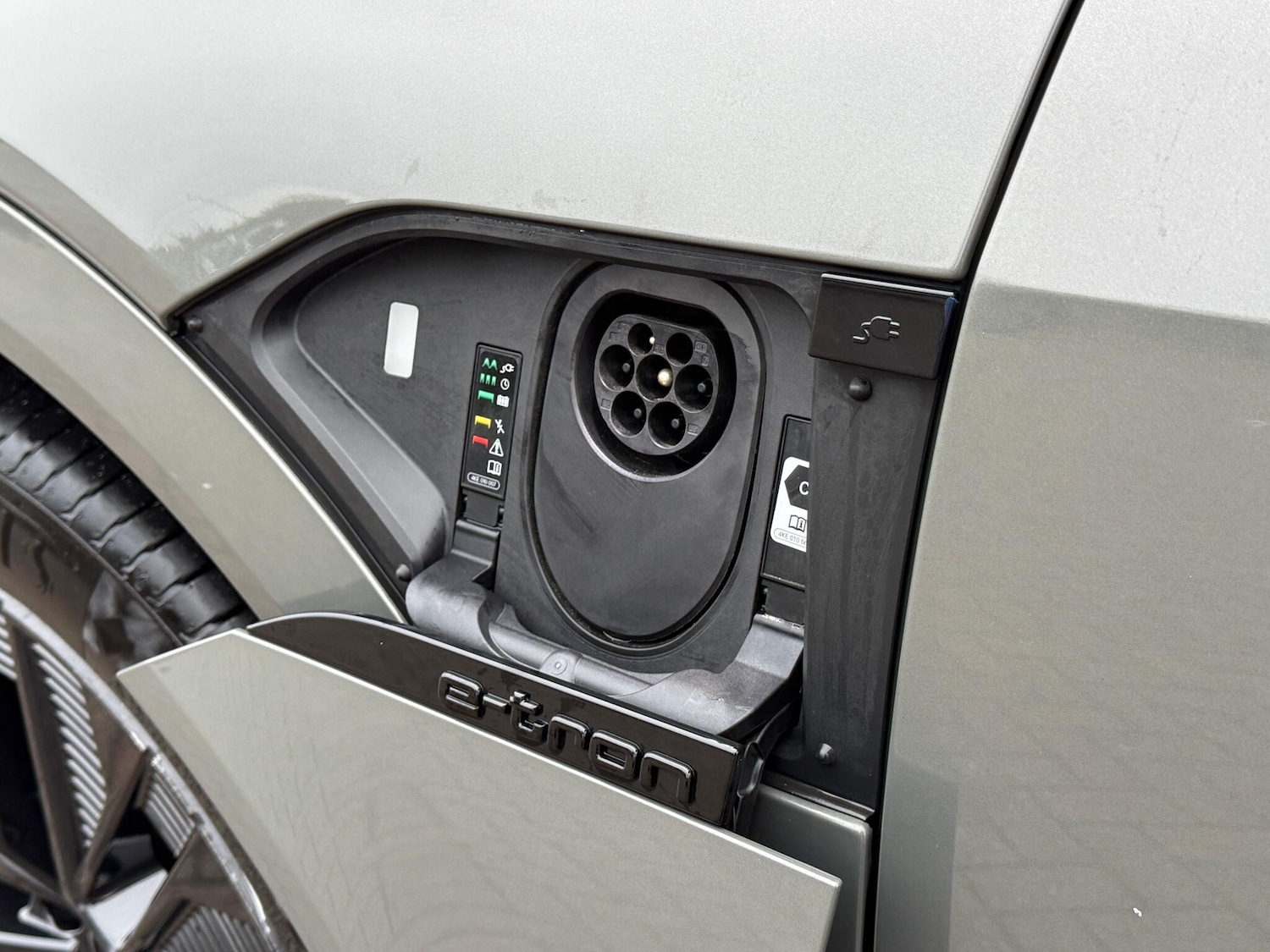 Used Audi Q8 e-tron for sale - 77279724: Photo 52