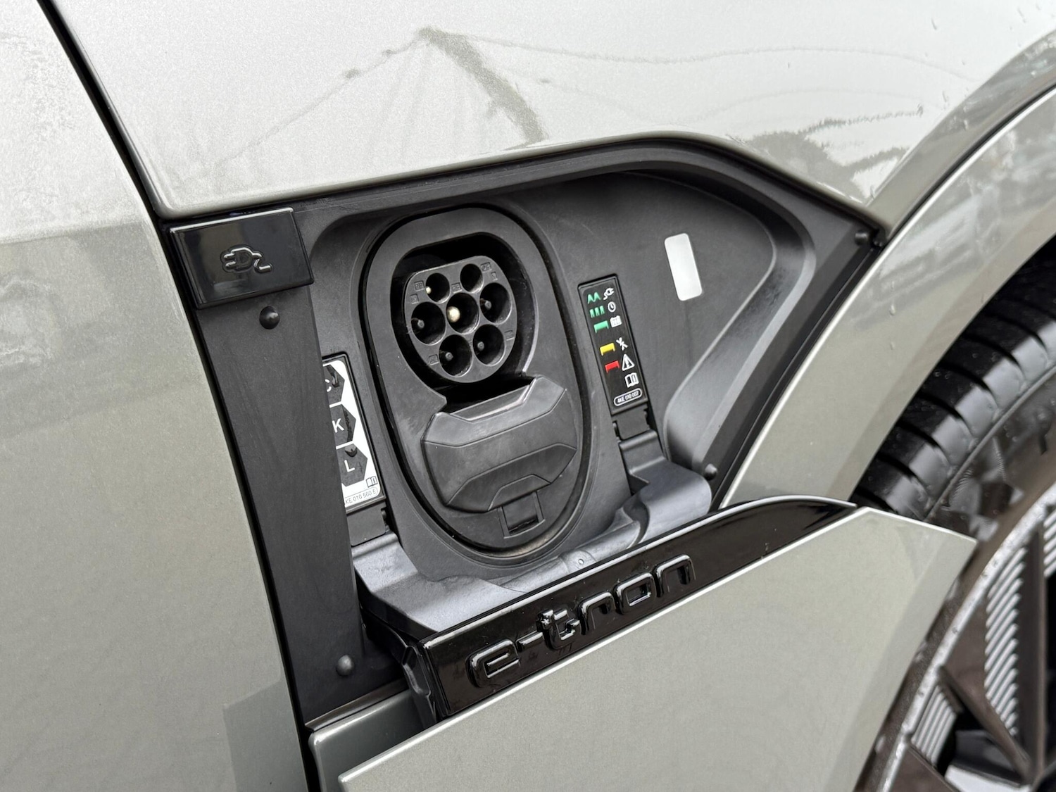 Used Audi Q8 e-tron for sale - 77279724: Photo 53