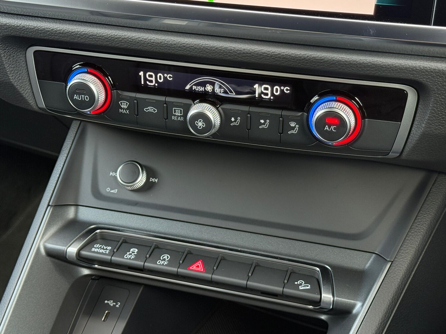 Used Audi Q3 2025 for sale - 76913897: Photo 13