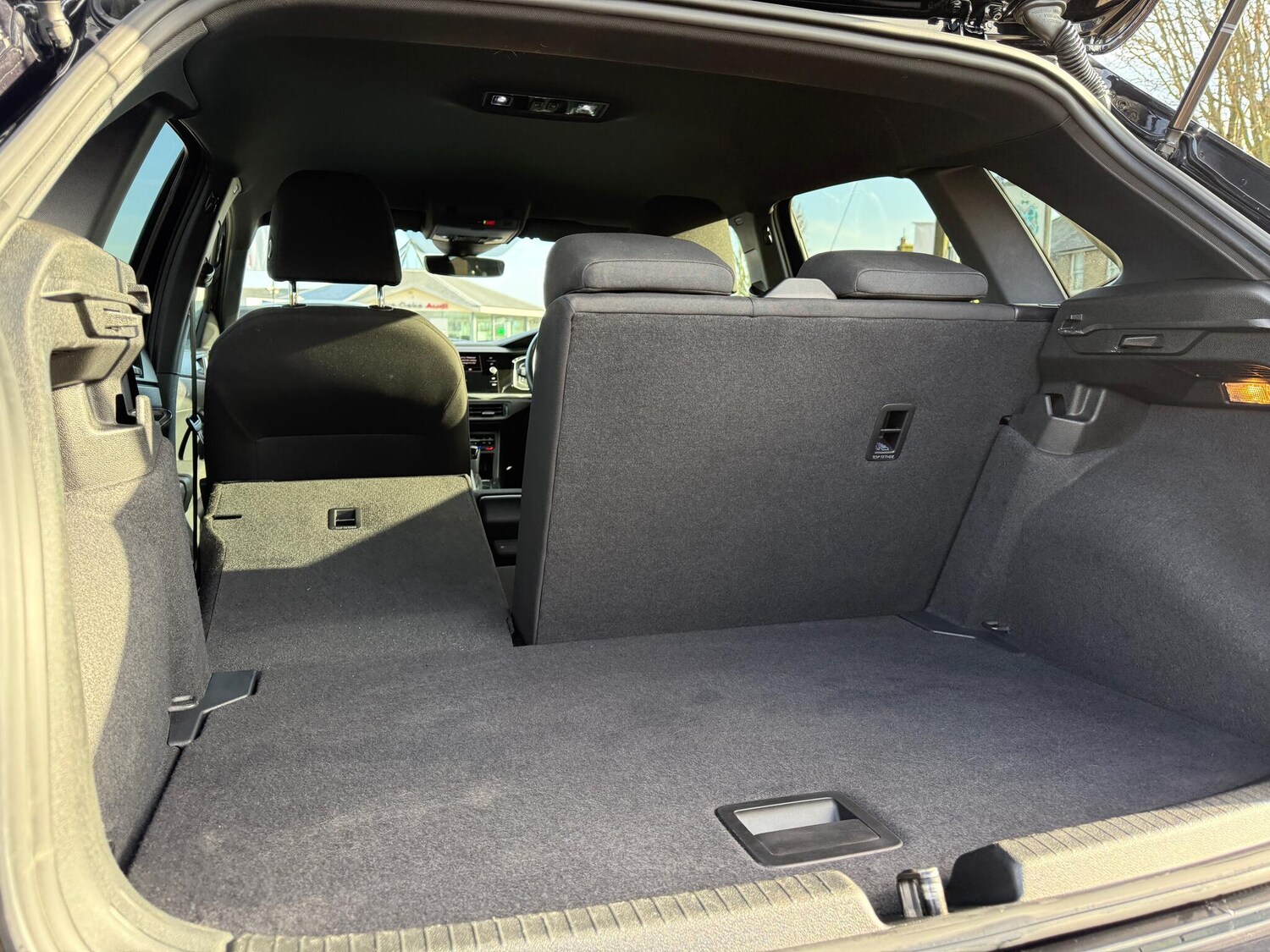 Used Volkswagen Polo 2024 for sale - 77468515: Photo 31