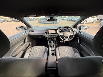 Used Volkswagen Polo 2024 for sale - 77468515: Photo