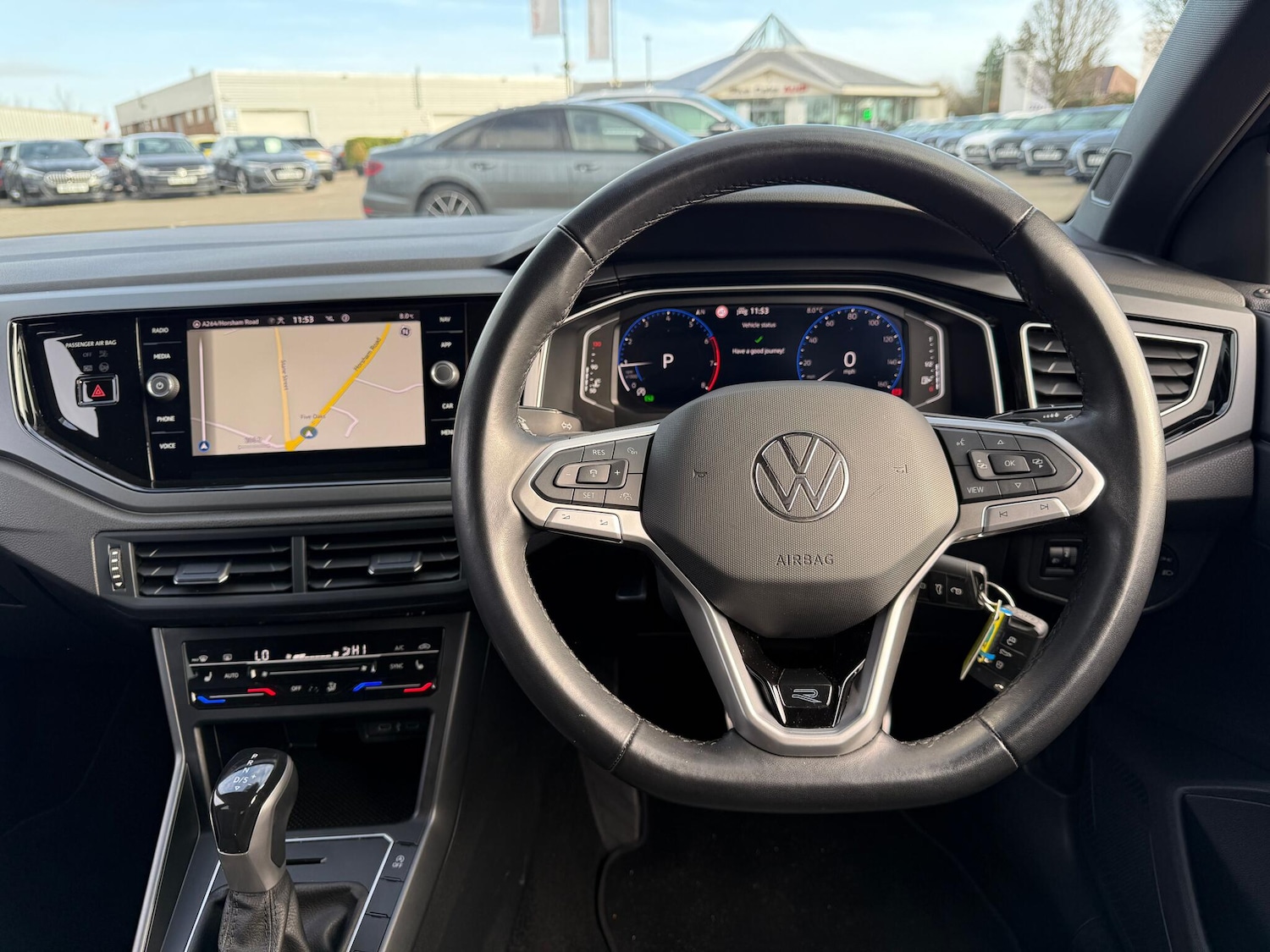 Used Volkswagen Polo 2024 for sale - 77468515: Photo 6