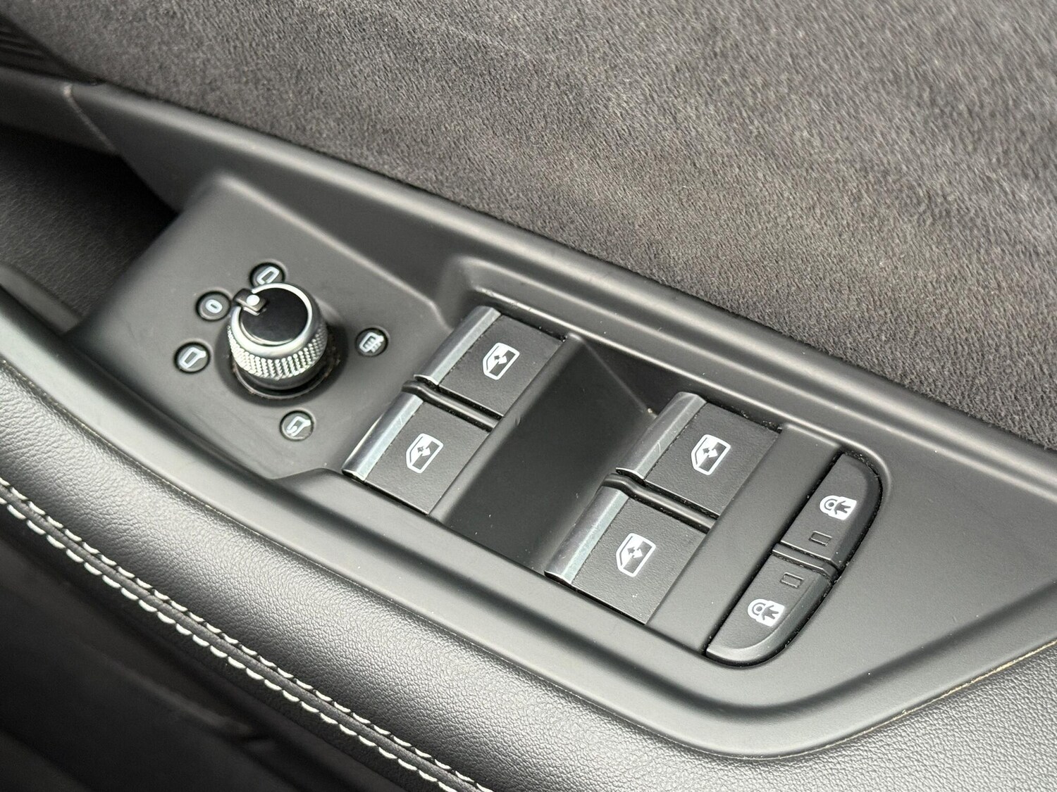 Used Audi S4 Avant for sale - 77538178: Photo 19