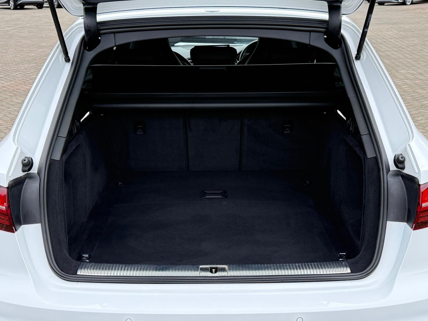 Used Audi S4 Avant for sale - 77538178: Photo 35