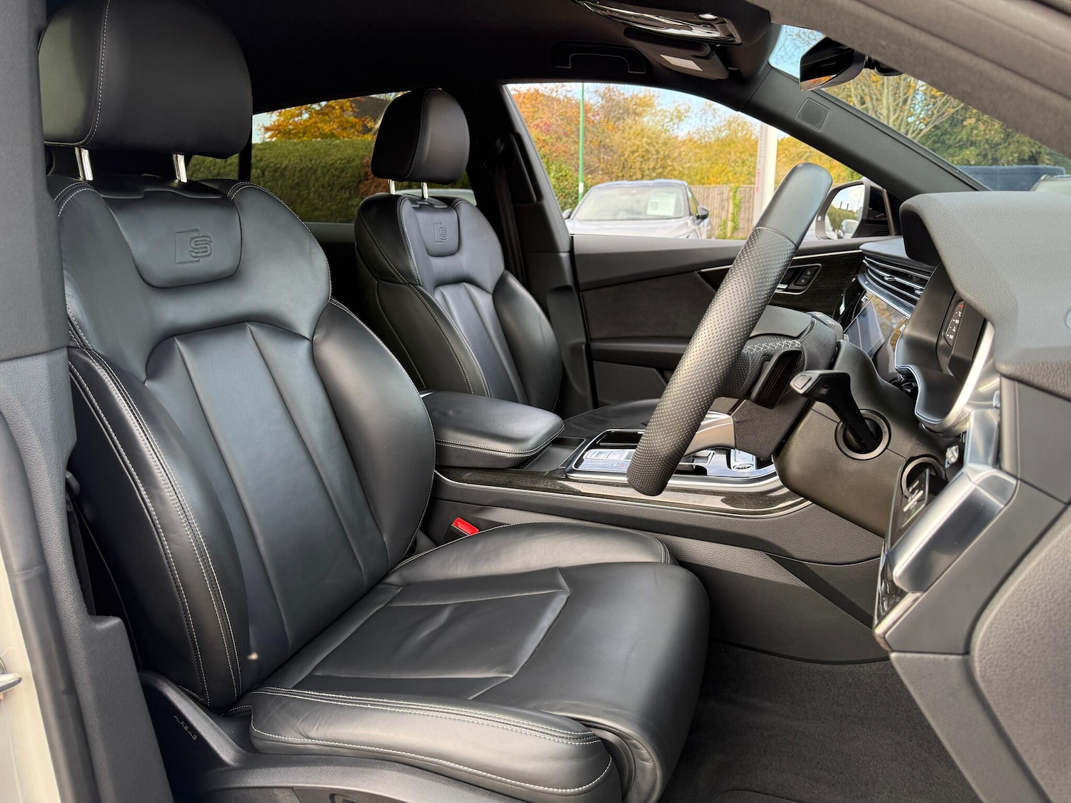 Used Audi Q8 2021 for sale - 77255263: Photo 30