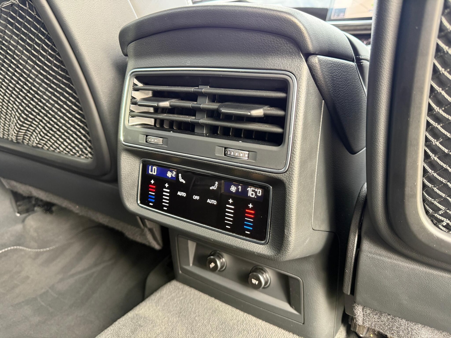 Used Audi Q8 2021 for sale - 77255263: Photo 51