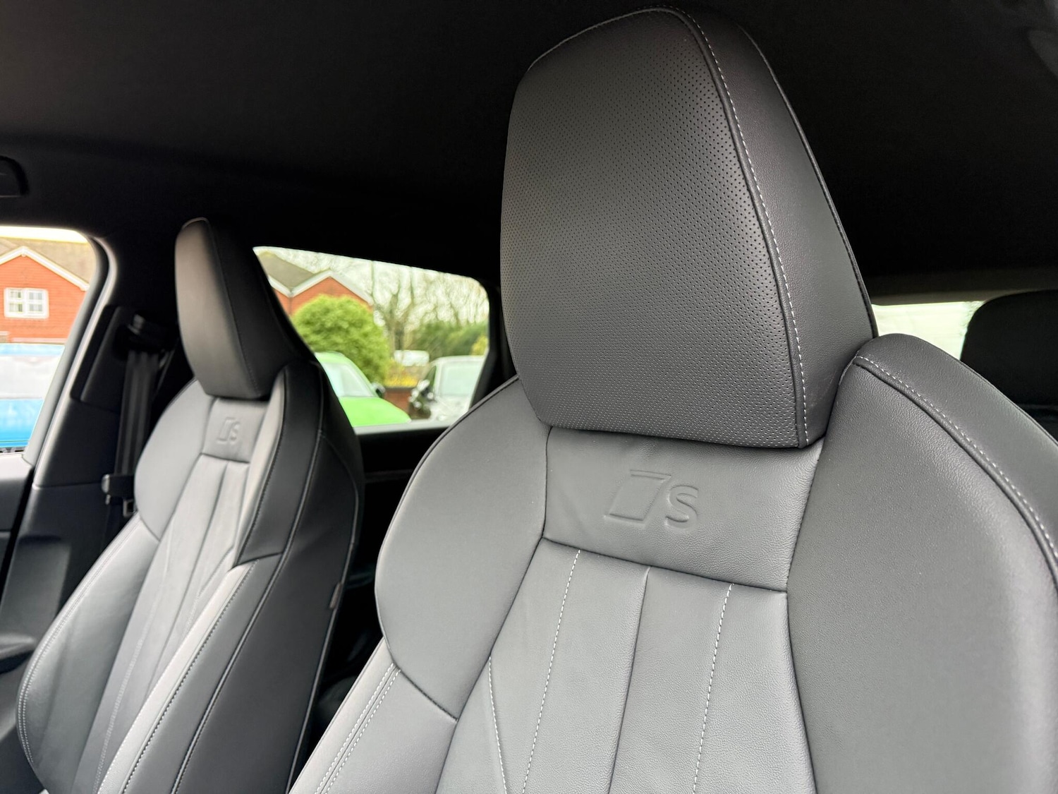 Used Audi Q6 e-tron 2025 for sale - 76866033: Photo 29