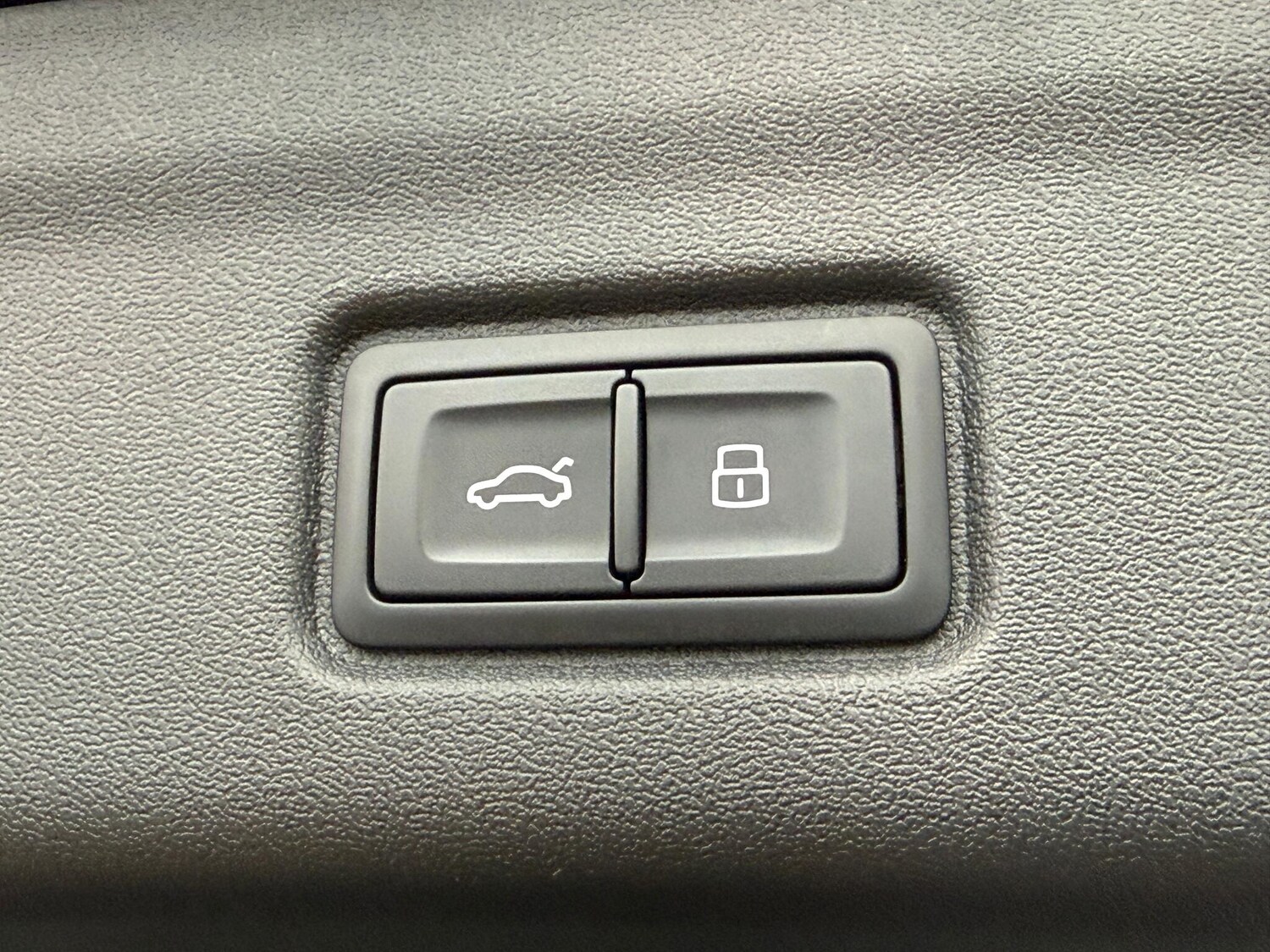 Used Audi Q6 e-tron 2025 for sale - 76866033: Photo 36