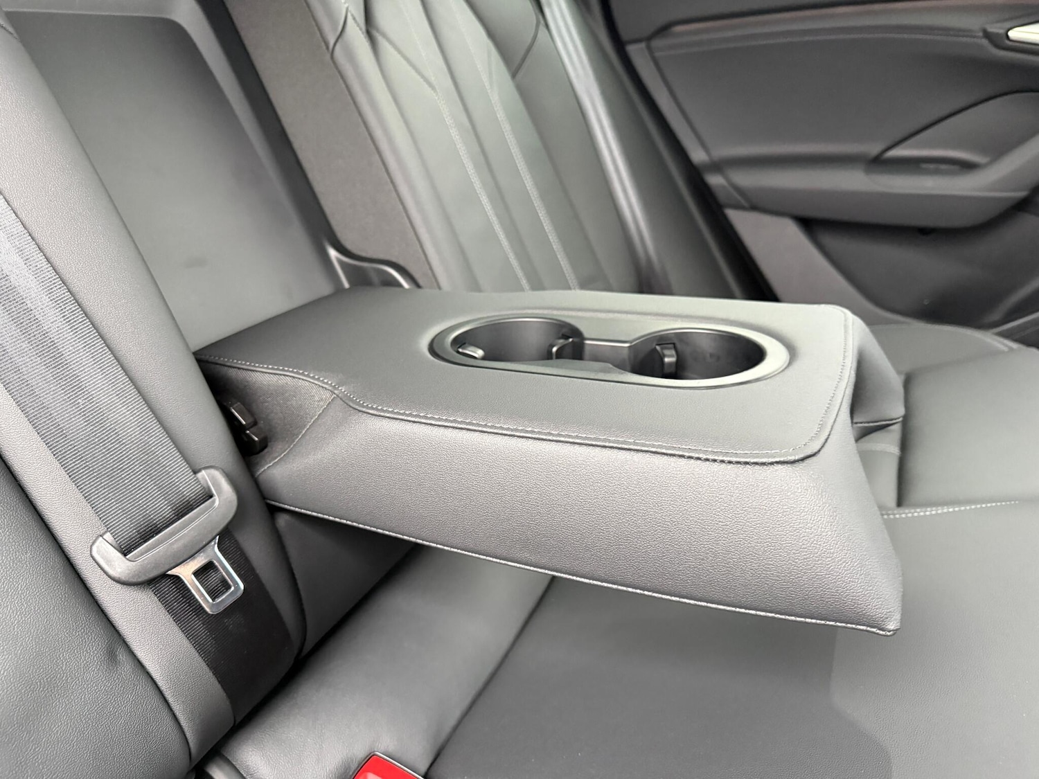 Used Audi Q6 e-tron 2025 for sale - 76866033: Photo 44