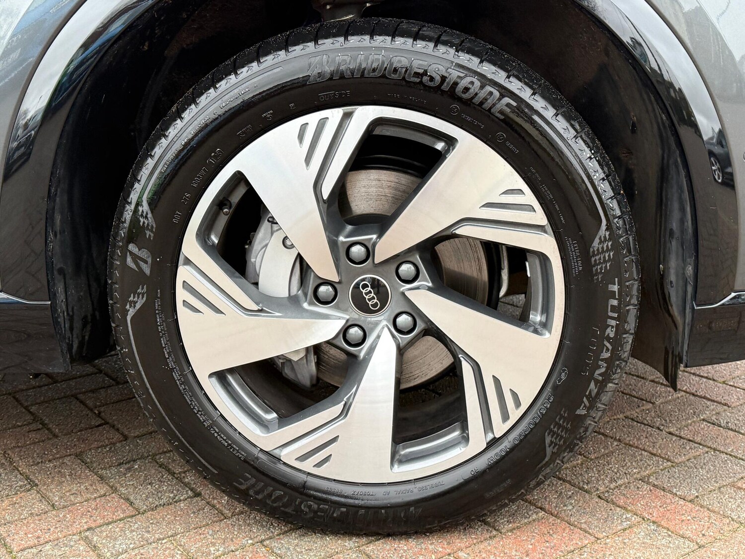 Used Audi Q6 e-tron 2025 for sale - 76866033: Photo 47