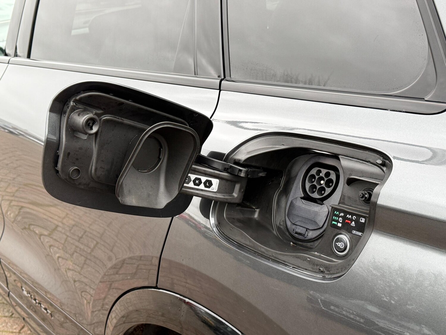 Used Audi Q6 e-tron 2025 for sale - 76866033: Photo 51