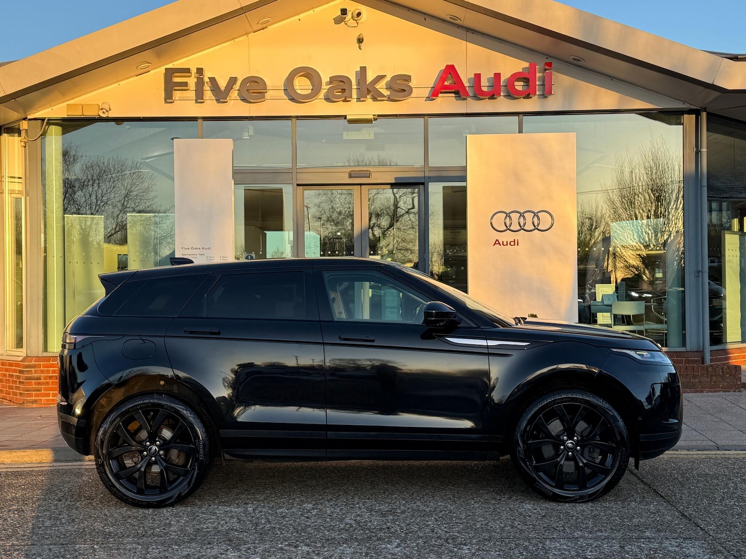 Used Land Rover Range Rover Evoque 2020 for sale - 77143338: Photo 2