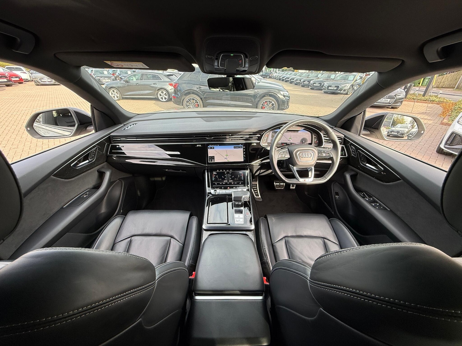 Used Audi Q8 2021 for sale - 76645474: Photo 3