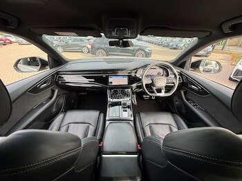 Used Audi Q8 2021 for sale - 76645474: Photo