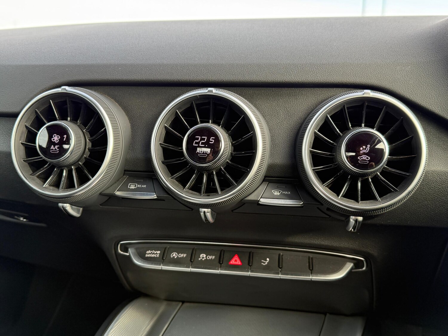 Used Audi TT 2019 for sale - 76424240: Photo 12