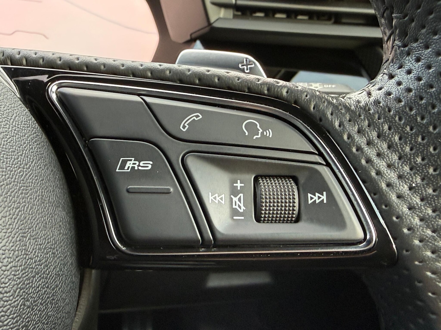 Used Audi RS3 2023 for sale - 76632954: Photo 21