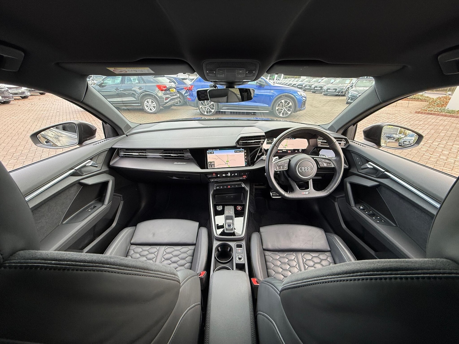 Used Audi RS3 2023 for sale - 76632954: Photo 3