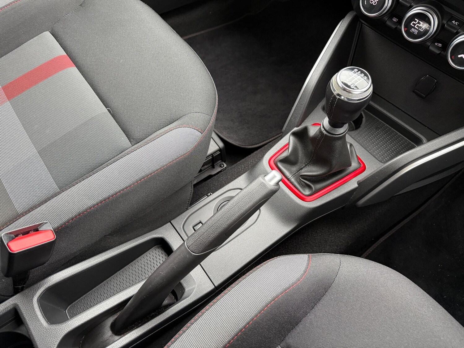 Used Dacia Duster 2019 for sale - 76886658: Photo 34