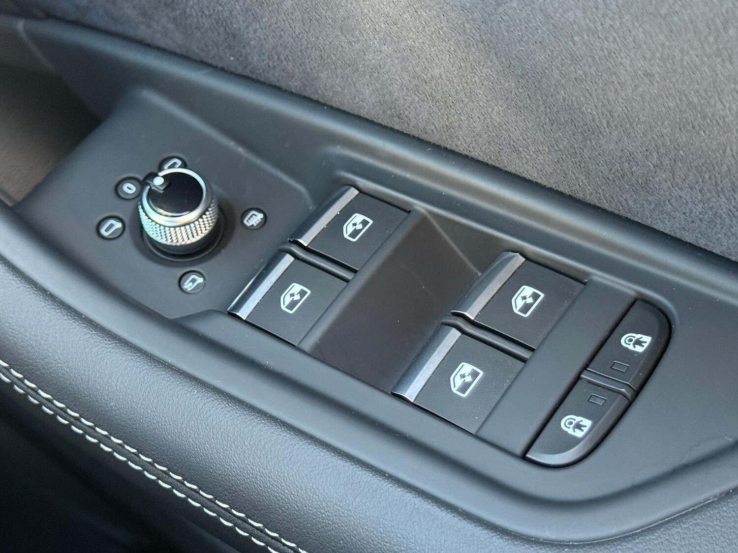 Used Audi RS4 2023 for sale - 77358389: Photo 24