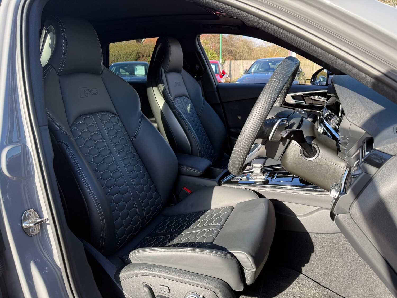 Used Audi RS4 2023 for sale - 77358389: Photo 32