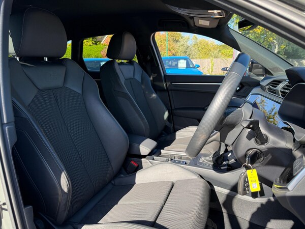 Used Audi Q3 2021 for sale - 76246677: Photo 25