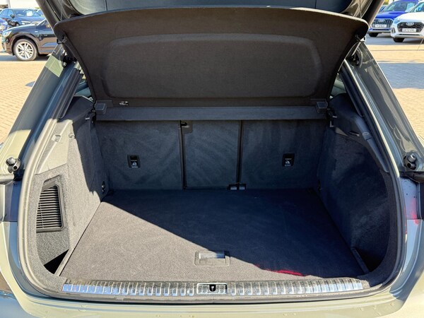 Used Audi Q3 2021 for sale - 76246677: Photo 29