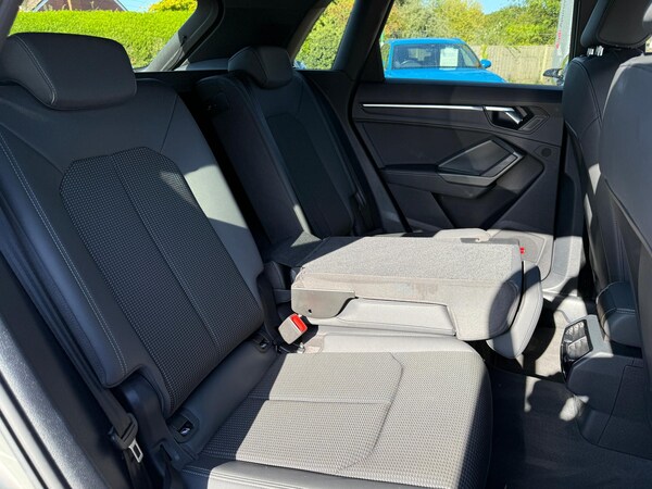 Used Audi Q3 2021 for sale - 76246677: Photo 41