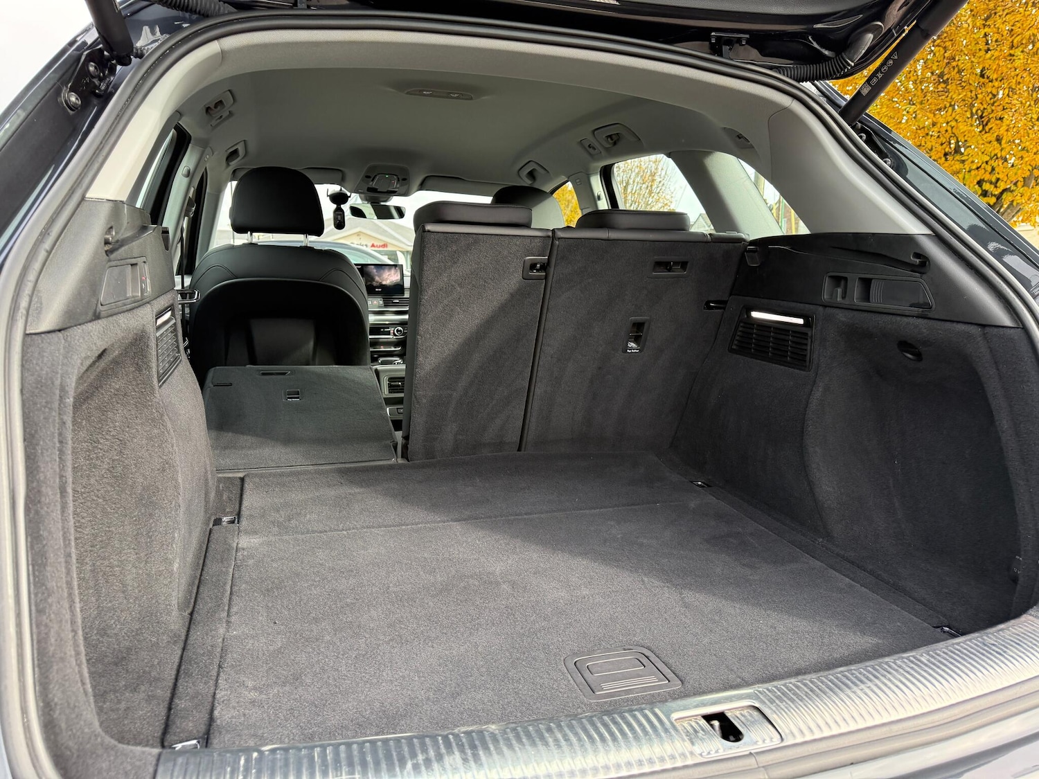 Used Audi Q5 2023 for sale - 76527643: Photo 33