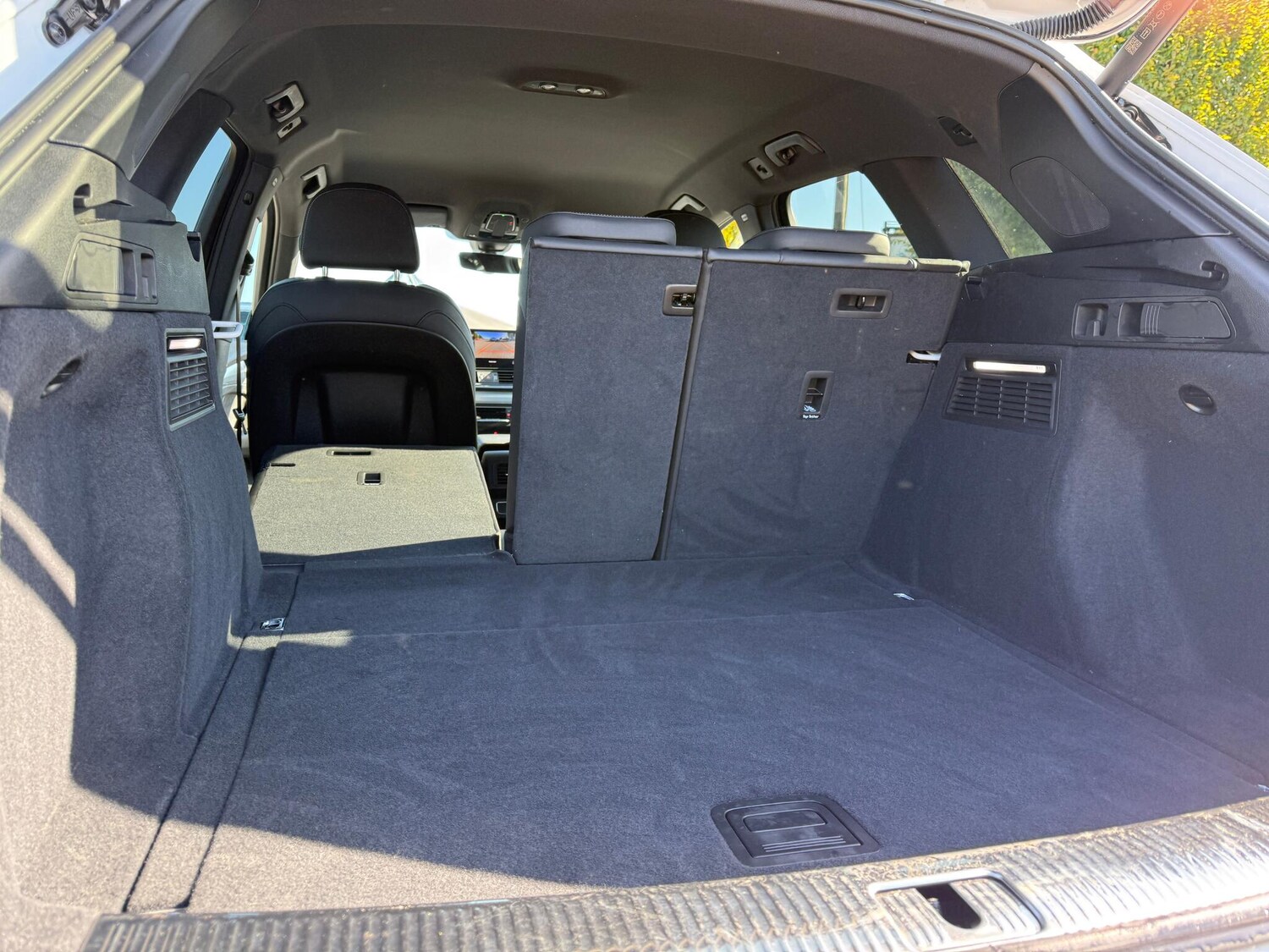 Used Audi Q5 2022 for sale - 76226846: Photo 34