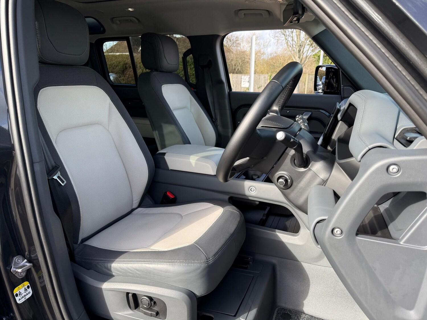 Used Land Rover Defender 2024 for sale - 77597669: Photo 26