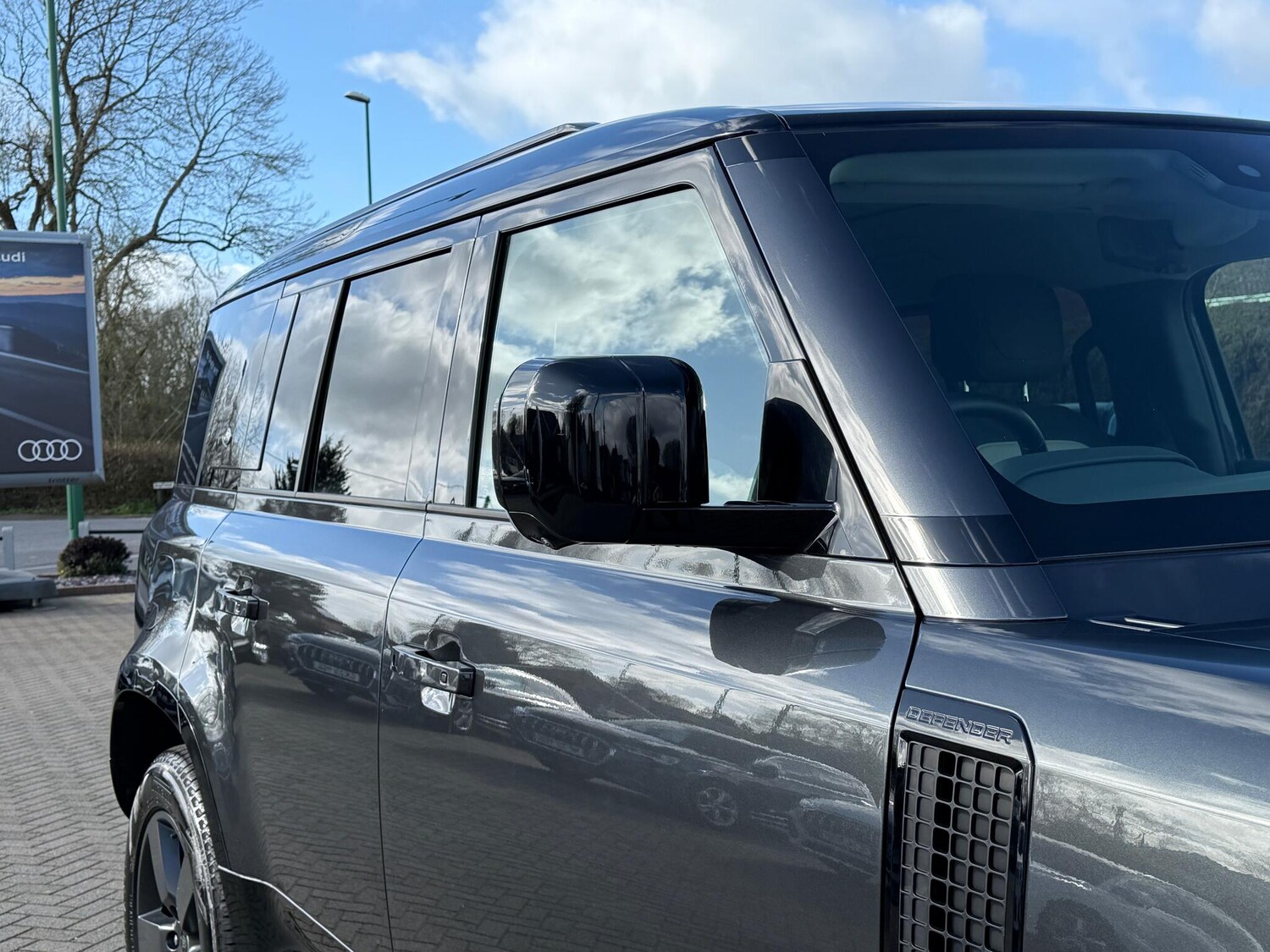 Used Land Rover Defender 2024 for sale - 77597669: Photo 54