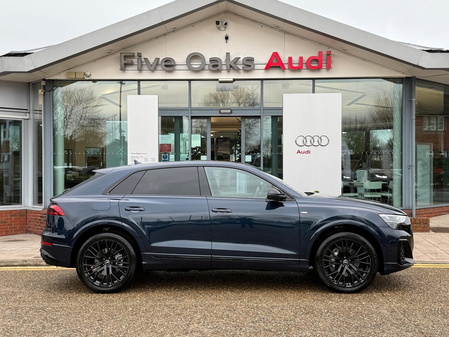 Used Audi Q8 2025 for sale - 76926520: Photo 2