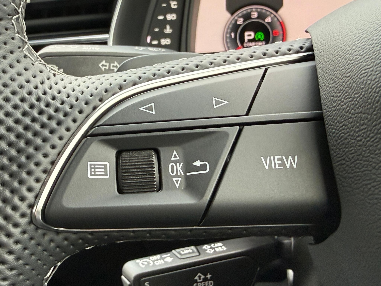 Used Audi Q8 2025 for sale - 76926520: Photo 26