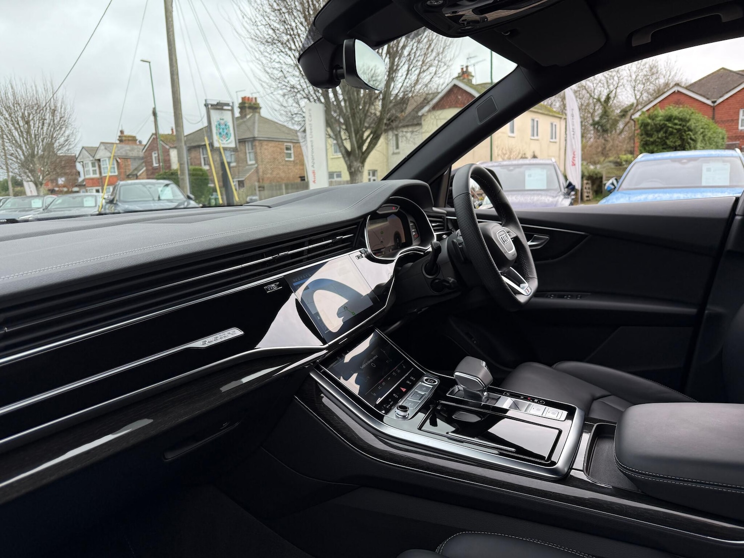 Used Audi Q8 2025 for sale - 76926520: Photo 34