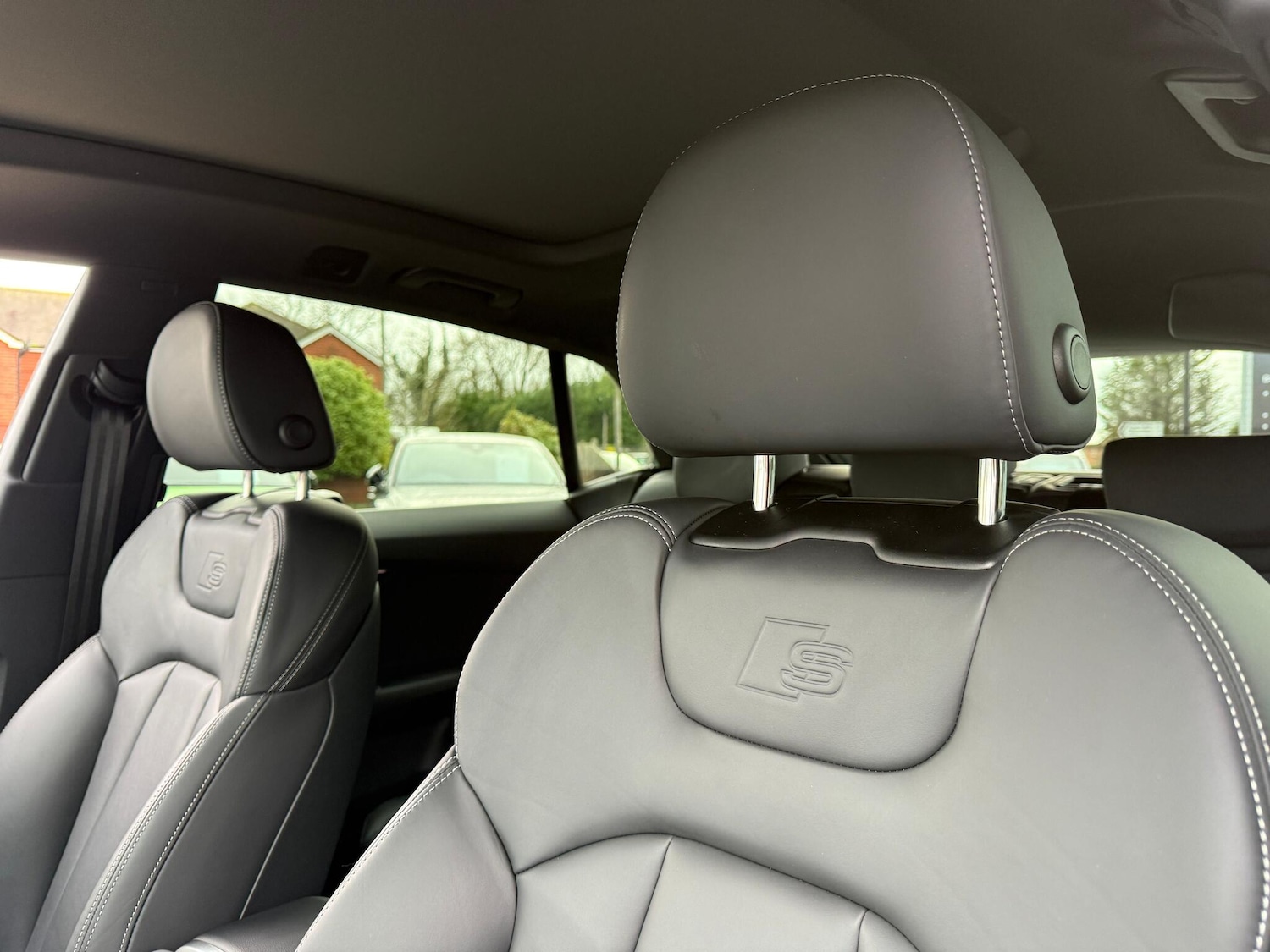 Used Audi Q8 2025 for sale - 76926520: Photo 36