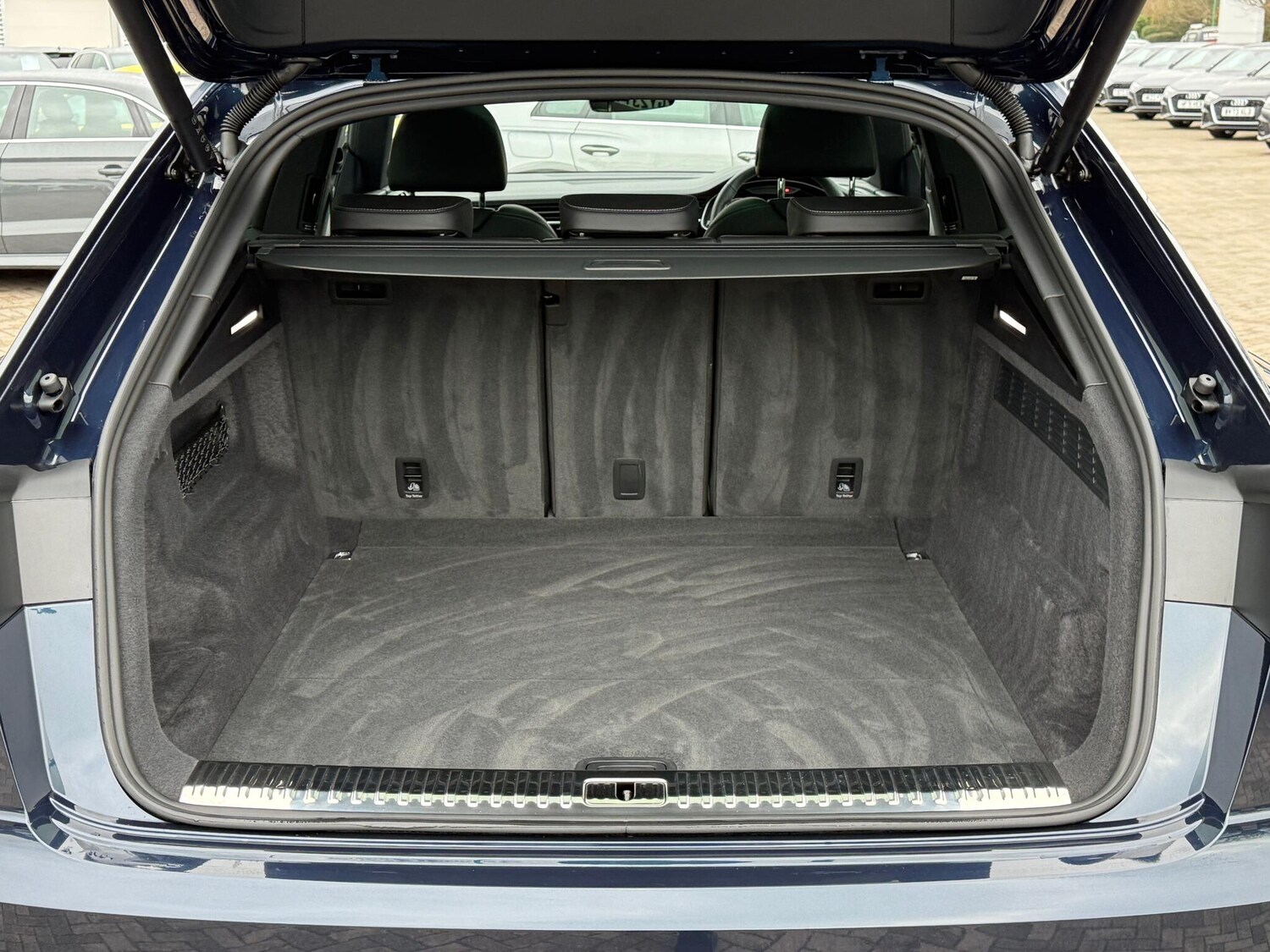 Used Audi Q8 2025 for sale - 76926520: Photo 43