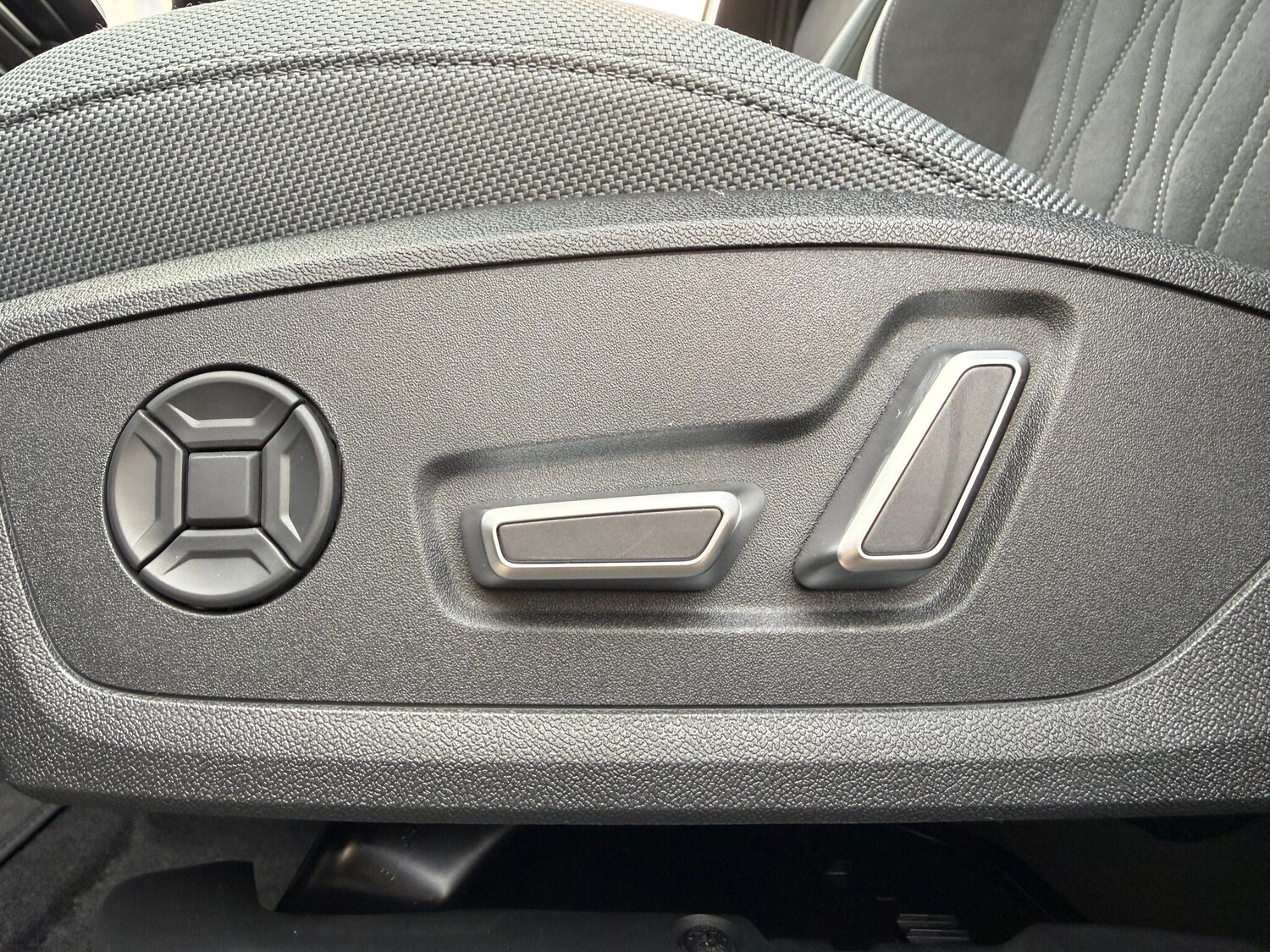 Used Audi Q3 2025 for sale - 77550129: Photo 19