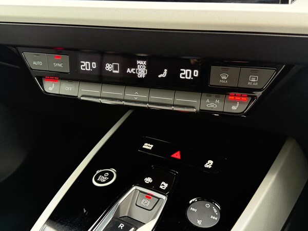 Used Audi Q4 e-tron 2021 for sale - 76270407: Photo 17