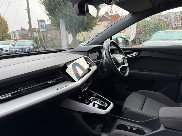 Used Audi Q4 e-tron 2021 for sale - 76270407: Photo 31