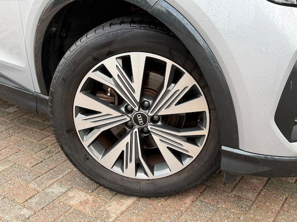 Used Audi Q4 e-tron 2021 for sale - 76270407: Photo 8