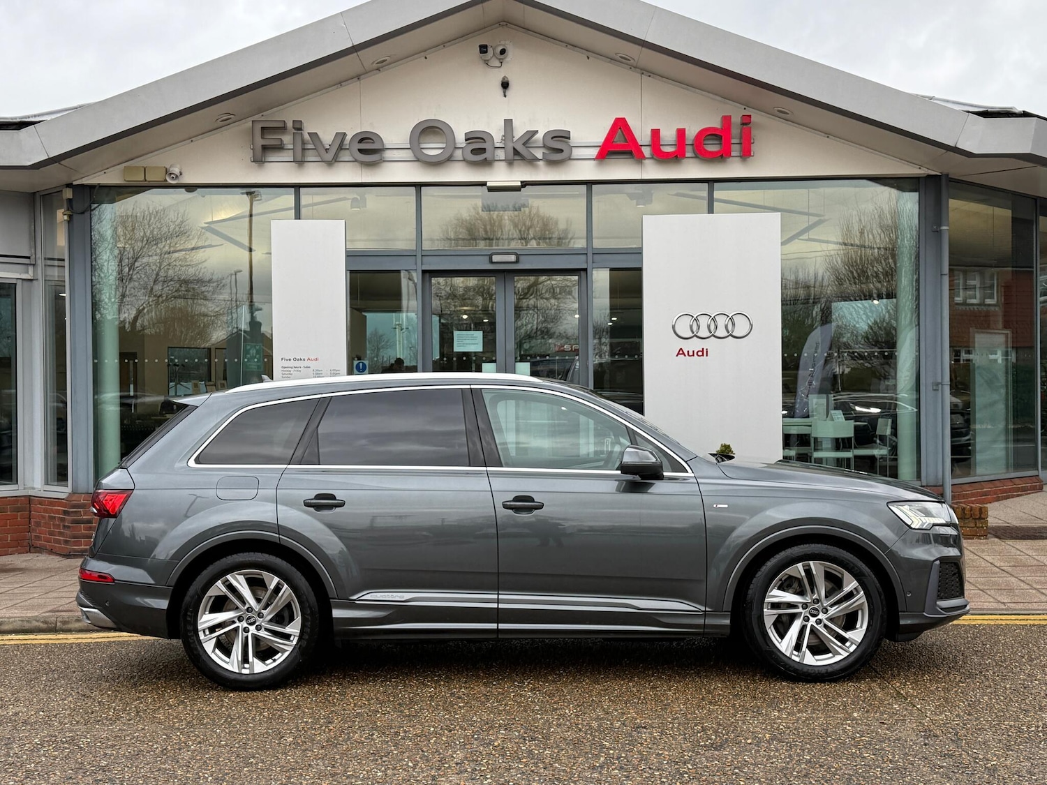 Used Audi Q7 2022 for sale - 77156041: Photo 2