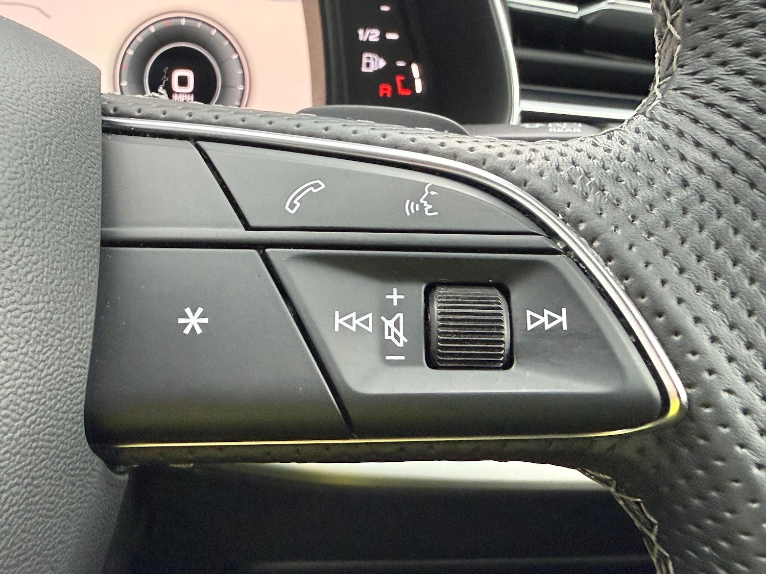 Used Audi Q7 2022 for sale - 77156041: Photo 25