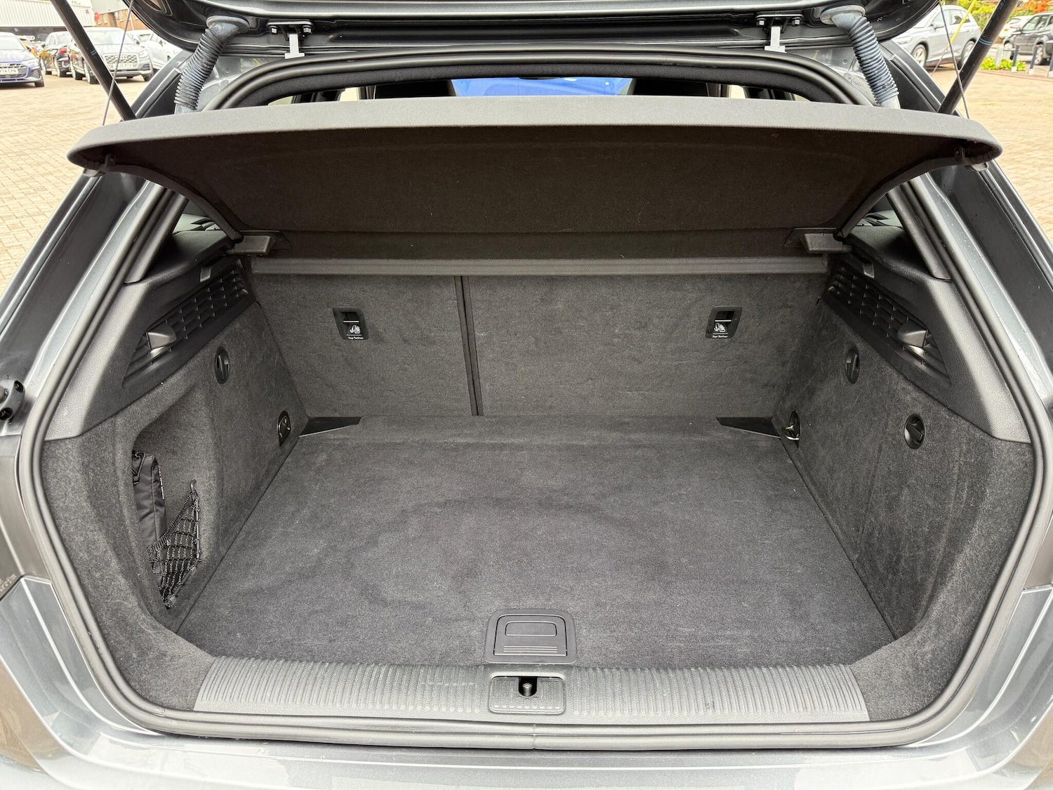 Vehicle 29