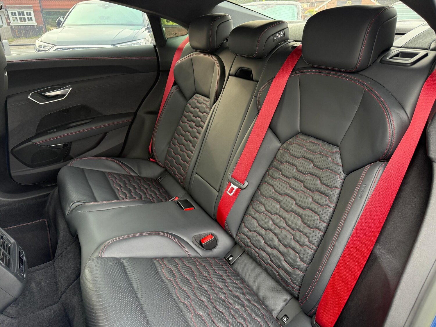Used Audi RS e-tron GT 2023 for sale - 76138164: Photo 48