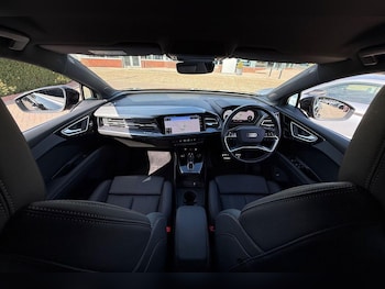Used Audi Q4 e-tron 2024 for sale - 75174880: Photo