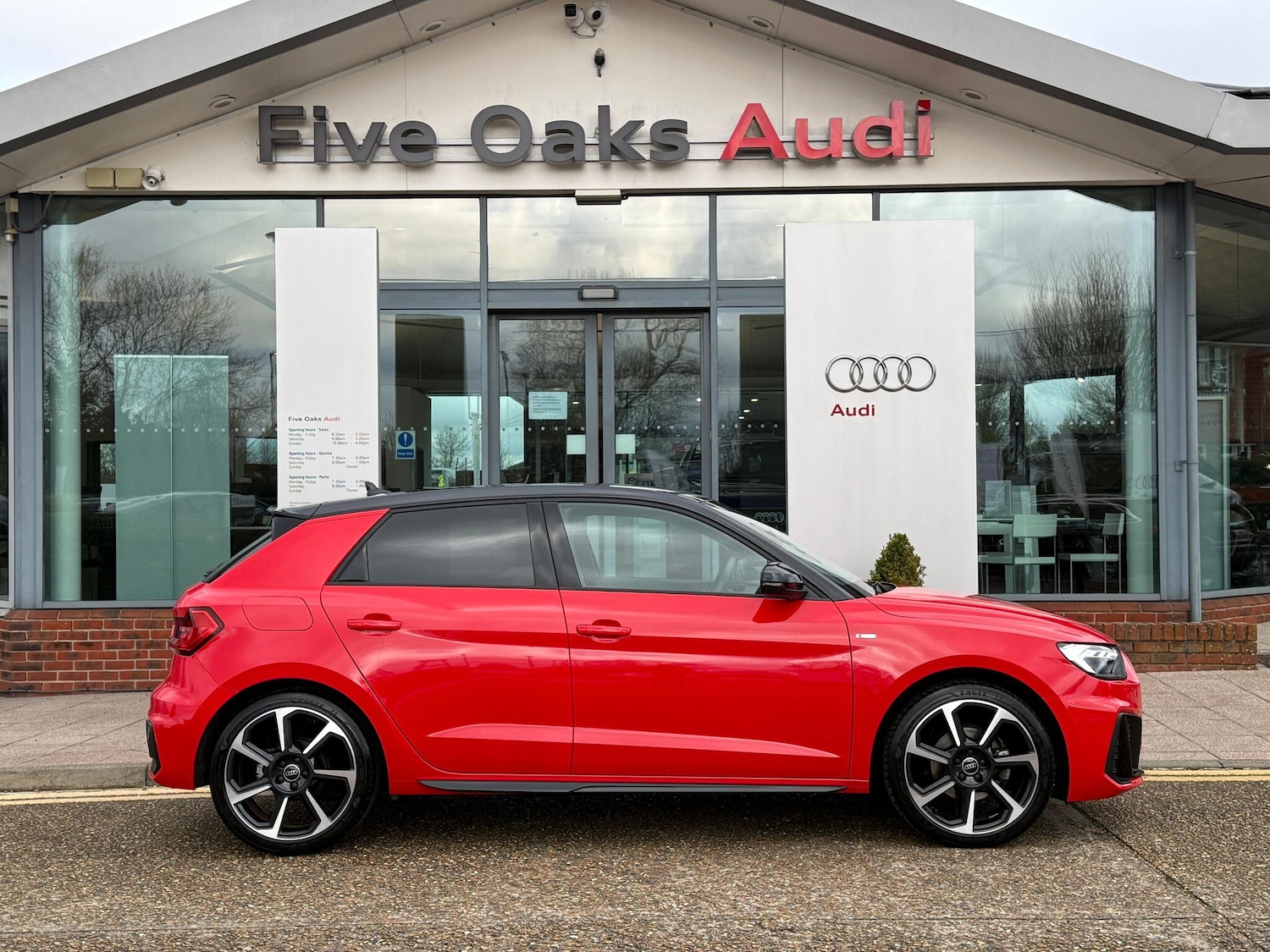 Used Audi A1 2023 for sale - 77279351: Photo 2