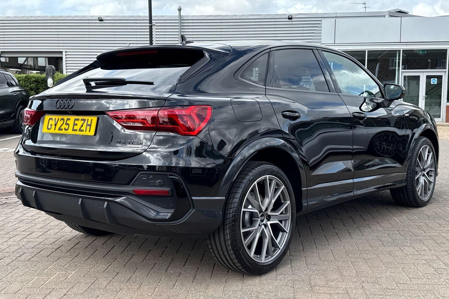 Used Audi Q3 2025 for sale - 76550070: Photo 33