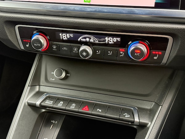 Used Audi Q3 2021 for sale - 76152223: Photo 15